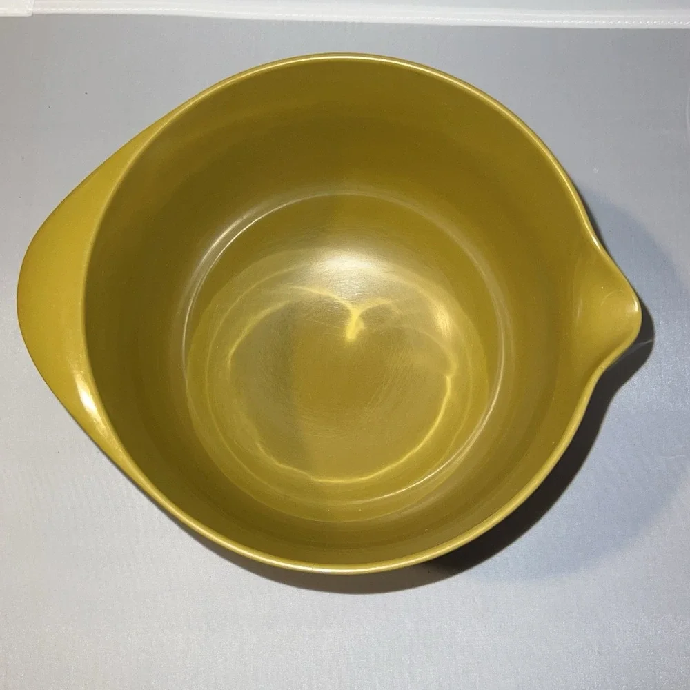 Vintage ROSTI Mepal Mixing Bowl In Yellow Gold Melamine 2 Liter DENMARK Spout